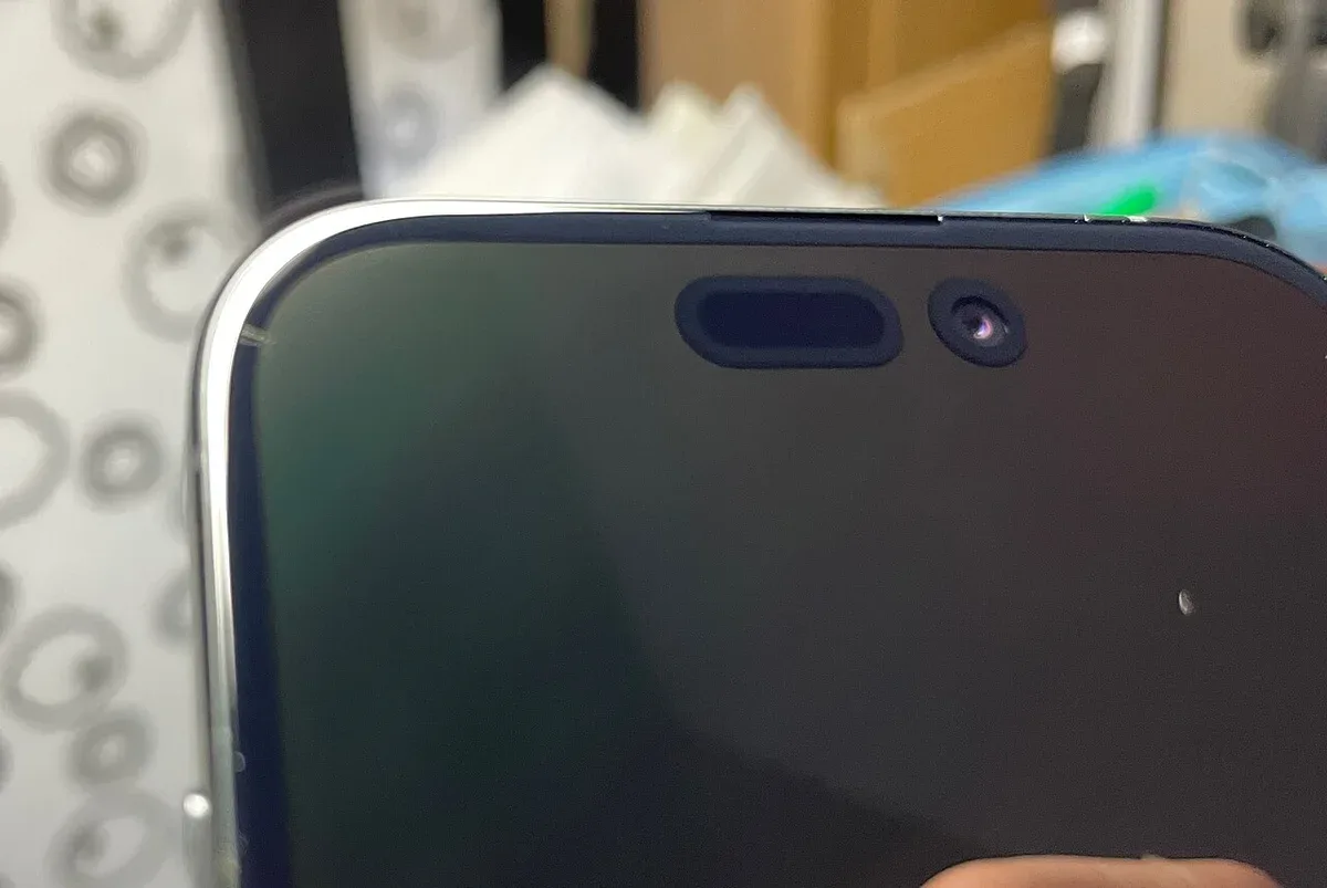 iPhone 16