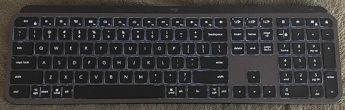 Logitech MX Keys