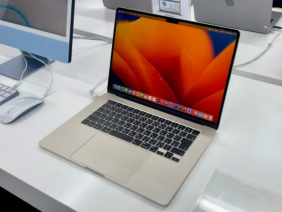 MacBook Air 15